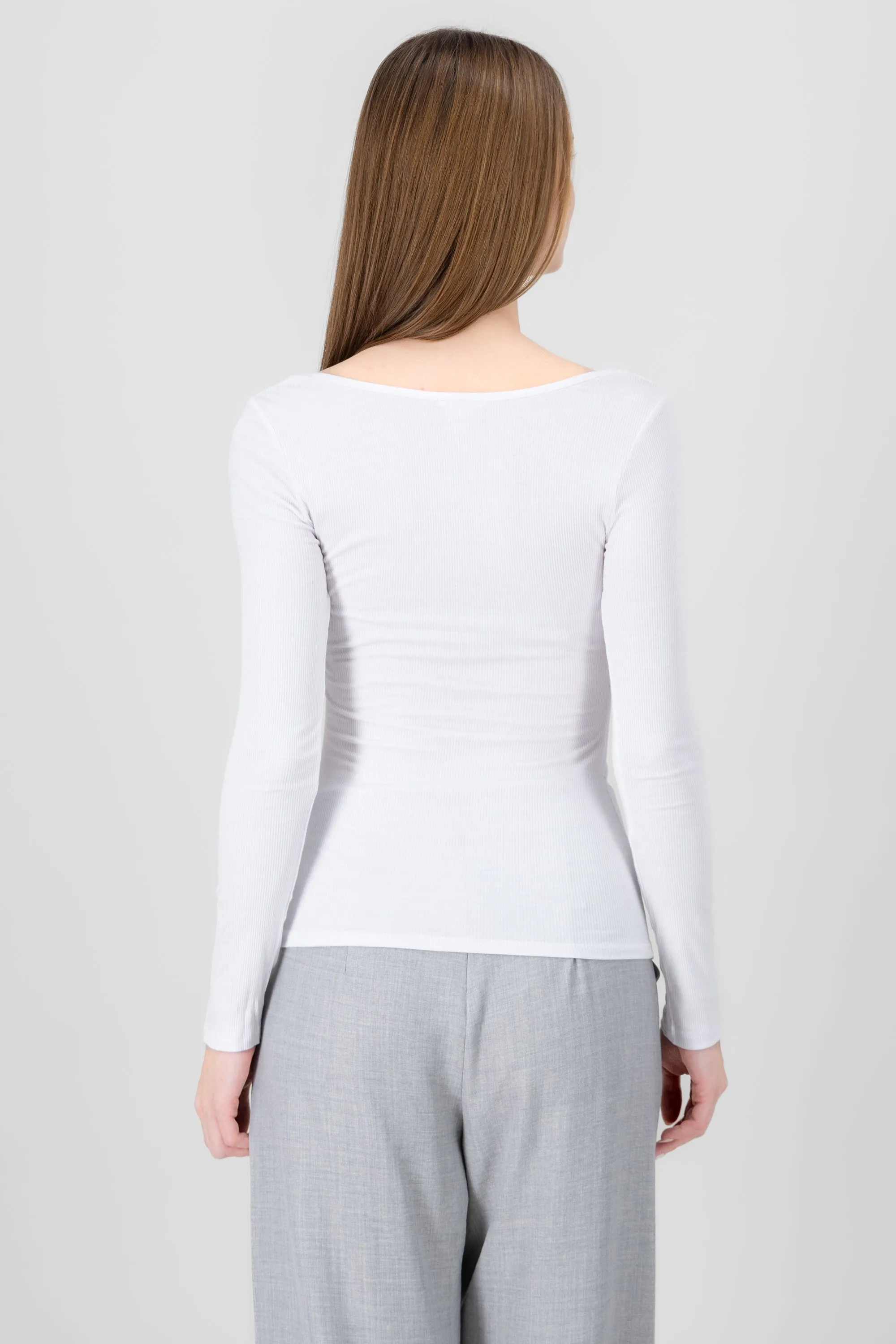 Top manga larga escote cuadrado sold by Shasa product image thumbnail 4