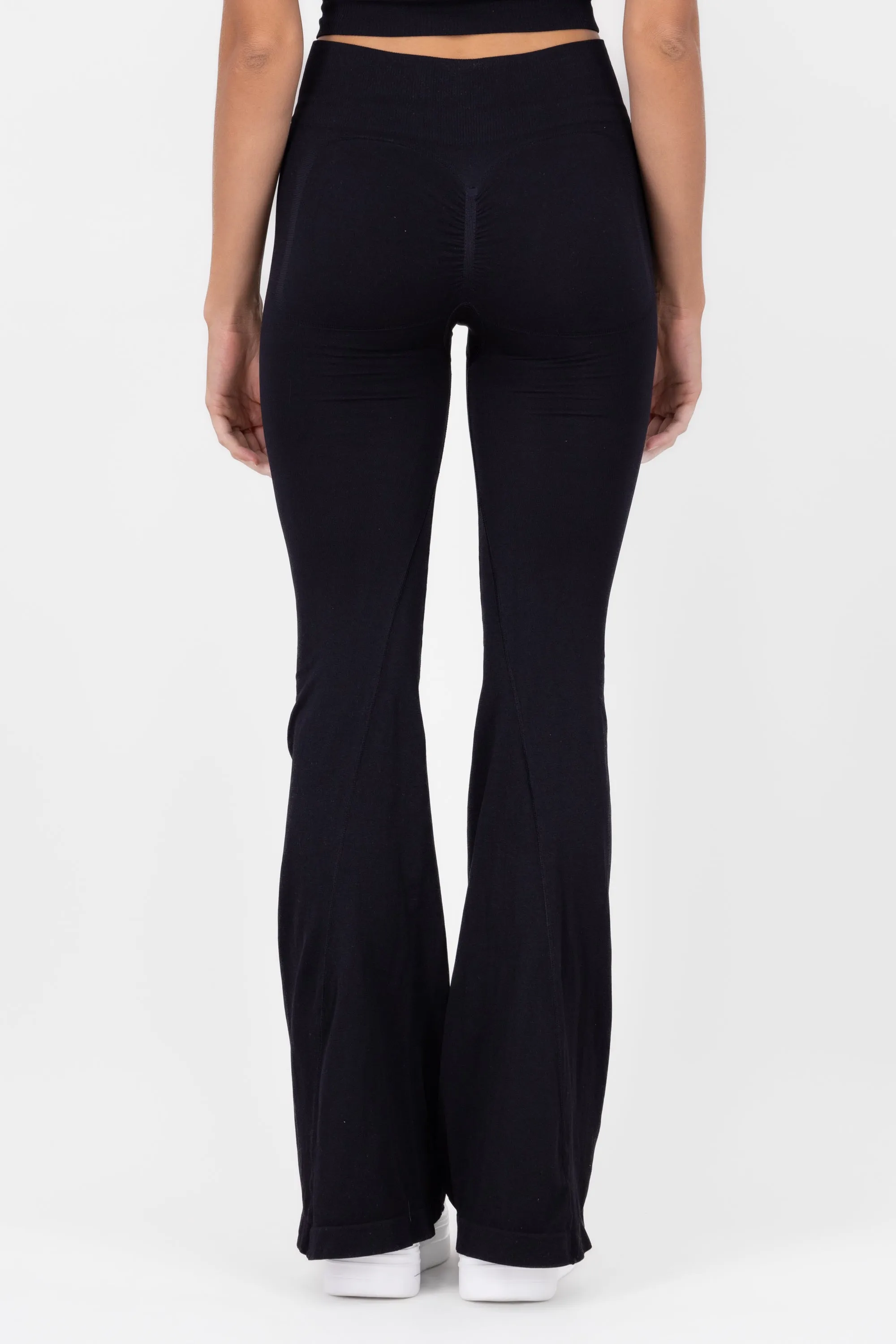 Leggins lisos flare sold by Shasa product image thumbnail 4