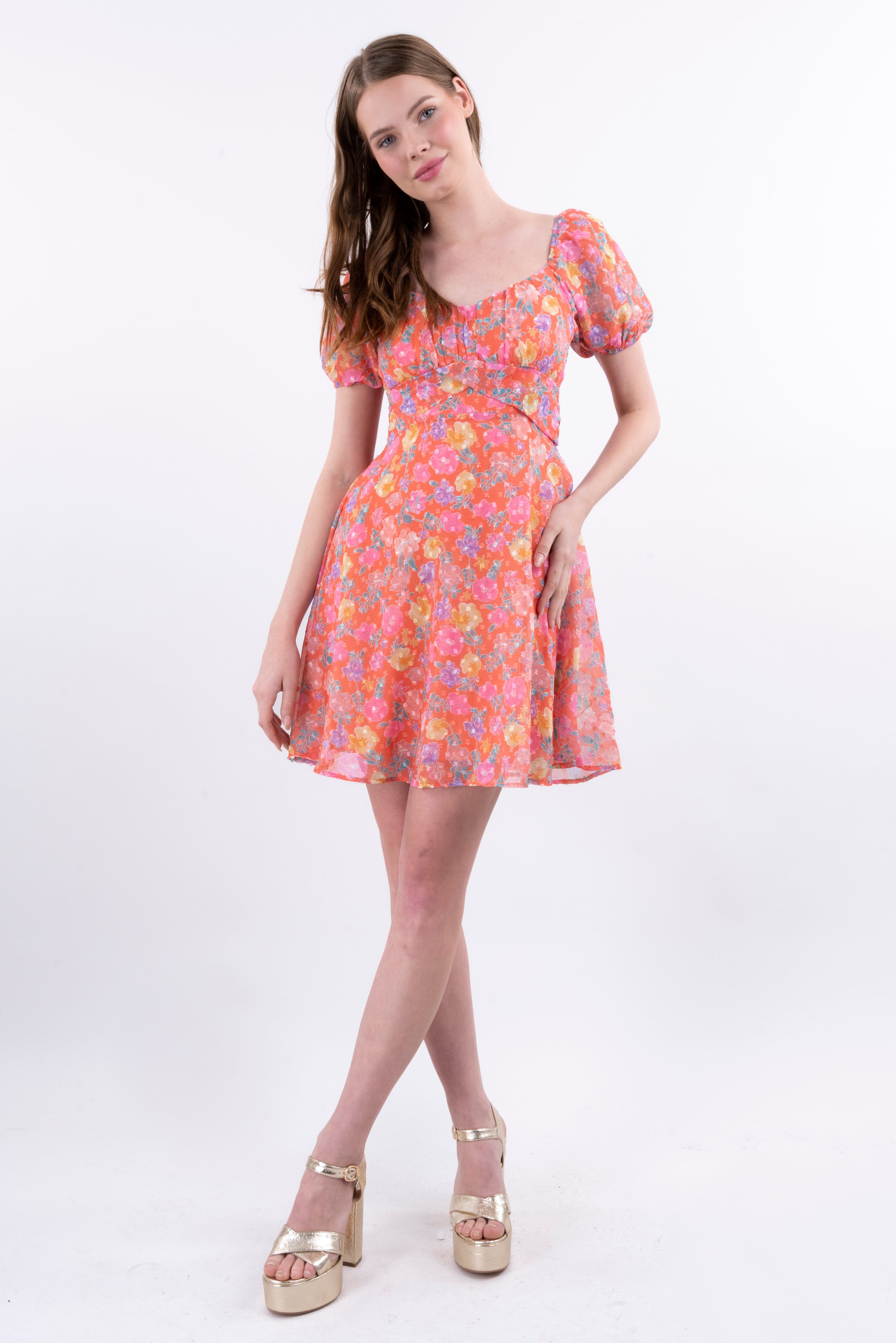 Vestido mini manga abullonada flores sold by Shasa