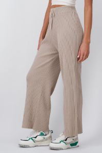 Pantalón Tejido Textura Acanalada sold by Shasa