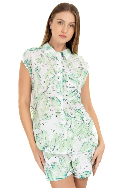 Camisa manga corta flores sold by Shasa