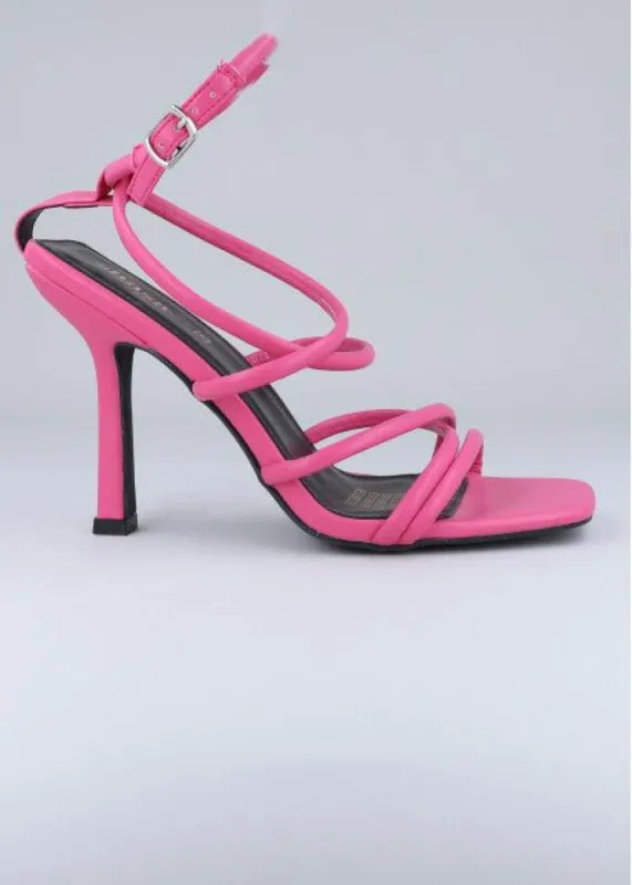 Tacón delgado tiras sold by Shasa