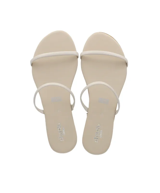 Sandalia cintas efecto piel sold by Shasa