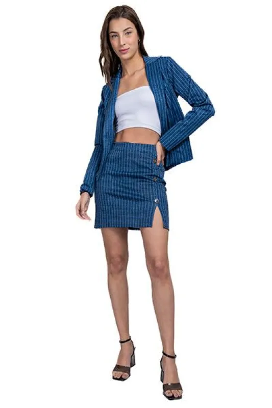 Falda mini efecto denim sold by Shasa