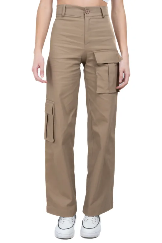 Pantalón straight cargo liso sold by Shasa