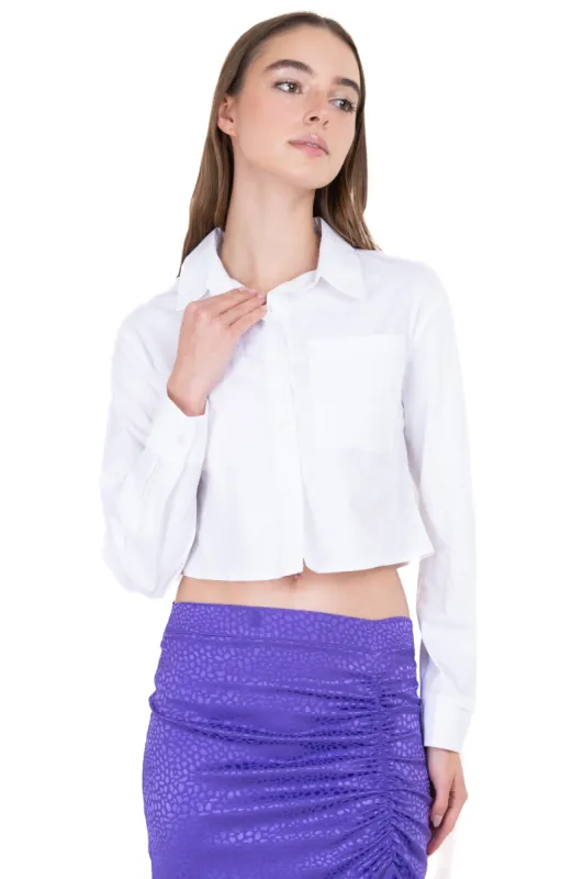 Camisa crop lisa bolsillo sold by Shasa