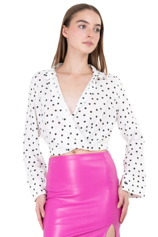 Camisa crop cruzada polka dots sold by Shasa