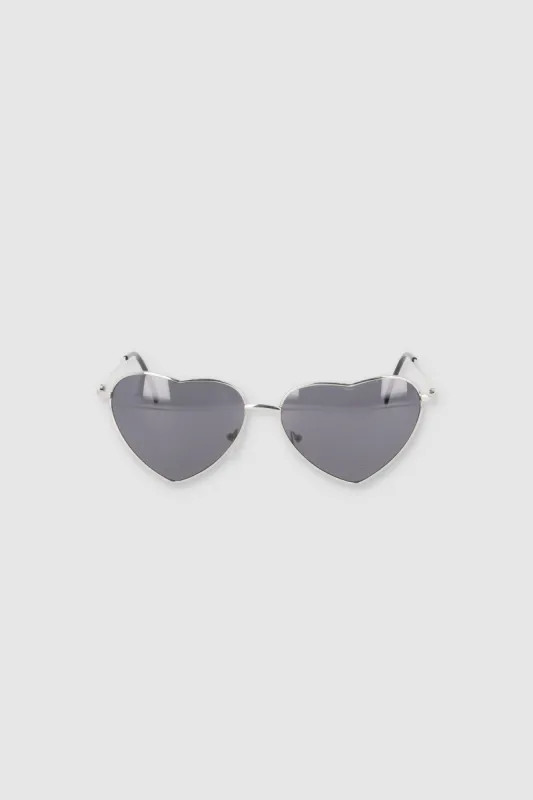 Lentes Corazón Sencillos sold by Shasa