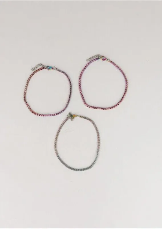 Set Pulseras Cadenas Iridiscentes sold by Shasa