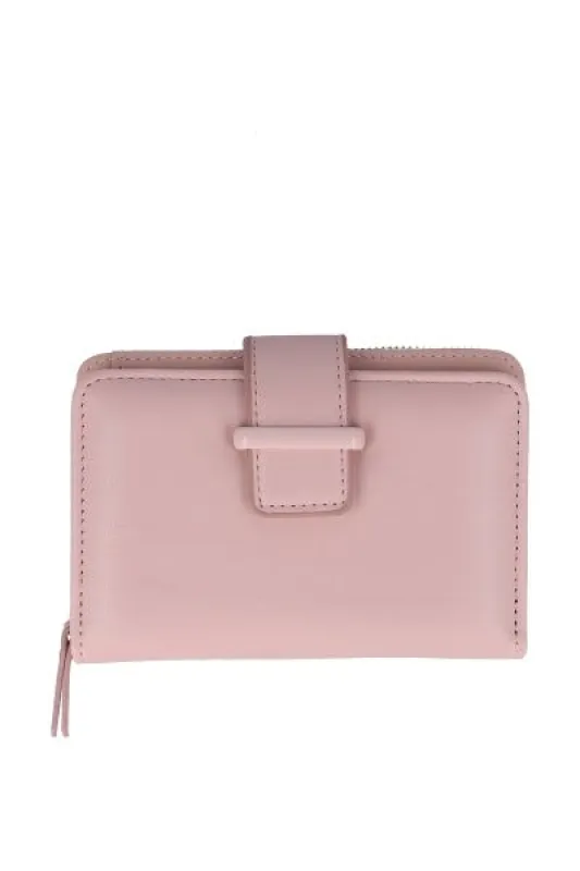 Cartera mini broche sold by Shasa