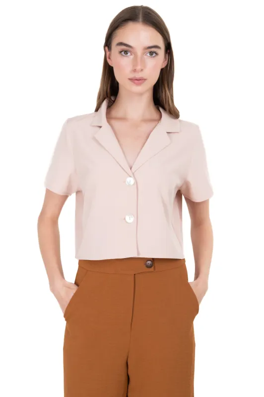 Camisa crop solapa botones sold by Shasa