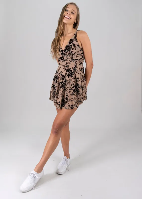 Vestido mini tirantes mesh flores flock sold by Shasa