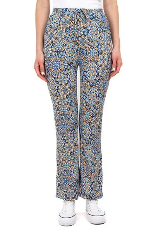 Pantalón recto tribal sold by Shasa