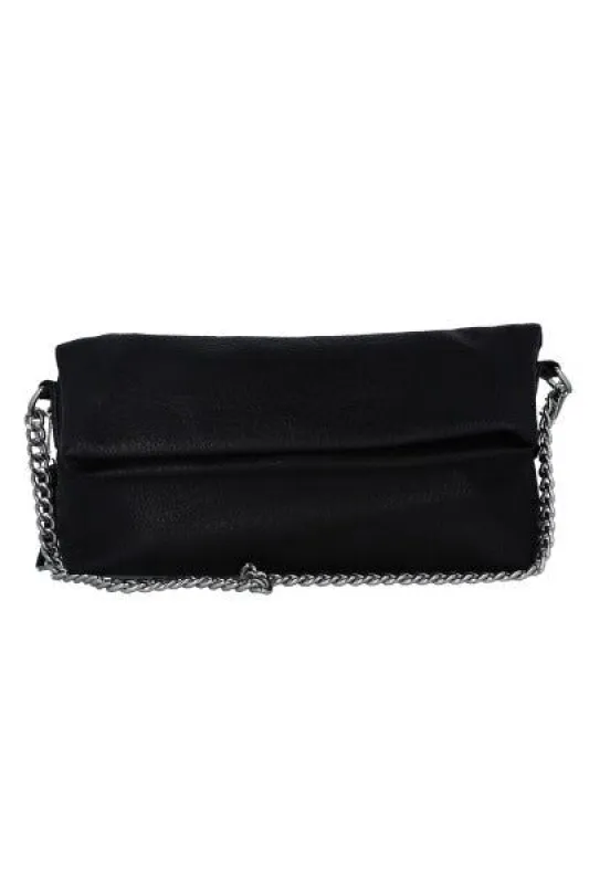Bolsa clutch efecto piel cadena sold by Shasa