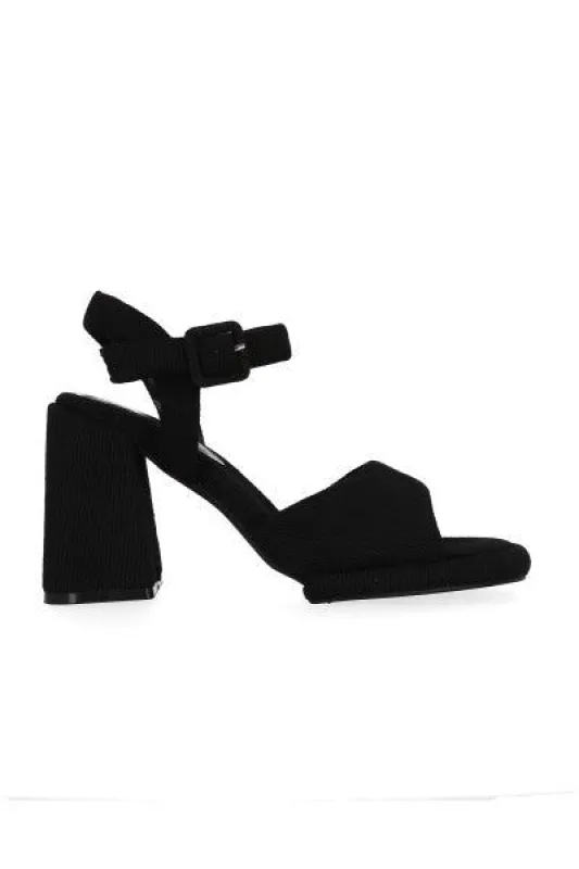 Tacón bumpy pana acanalado sold by Shasa