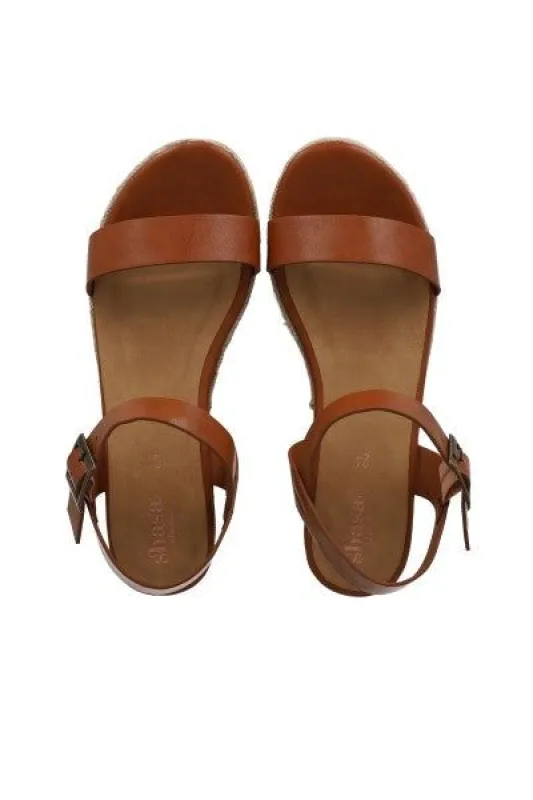 Sandalia plataforma yute cintas sold by Shasa