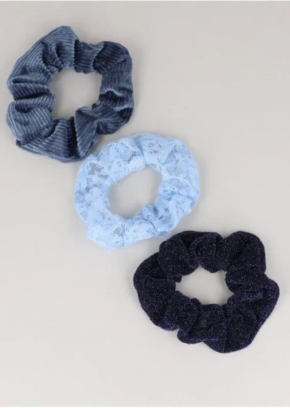 Set 3 Scrunchies Terciopelo sold by Shasa