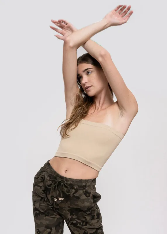 Top tubo seamless acanalado liso sold by Shasa