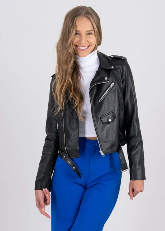 Chamarra biker efecto piel sold by Shasa