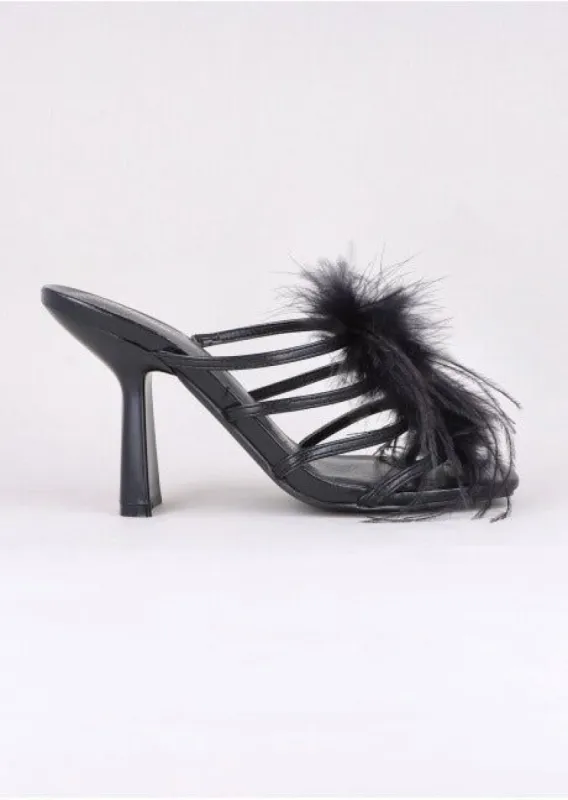 Tacón mula plumas sold by Shasa