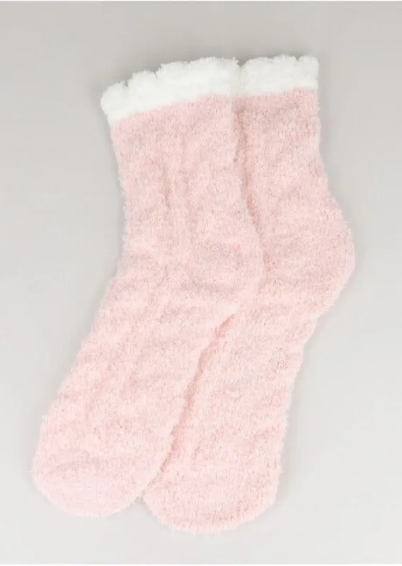 Calcetas Peluche Trenza sold by Shasa