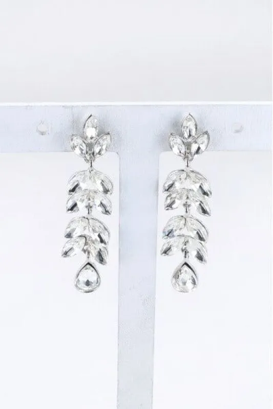 Aretes Hojas Largos Cristales sold by Shasa