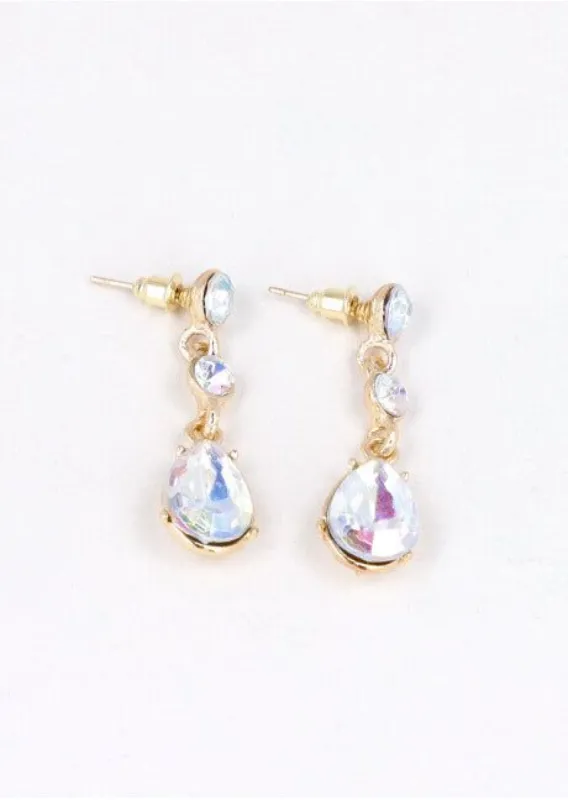 Par aretes gota brillos sold by Shasa