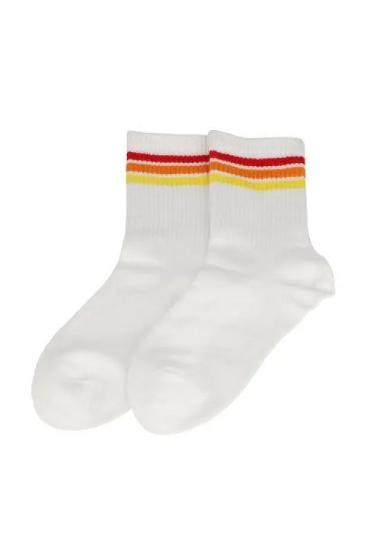 Calcetas líneas bicolor sold by Shasa