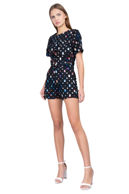 Short textura detalles color sold by Shasa