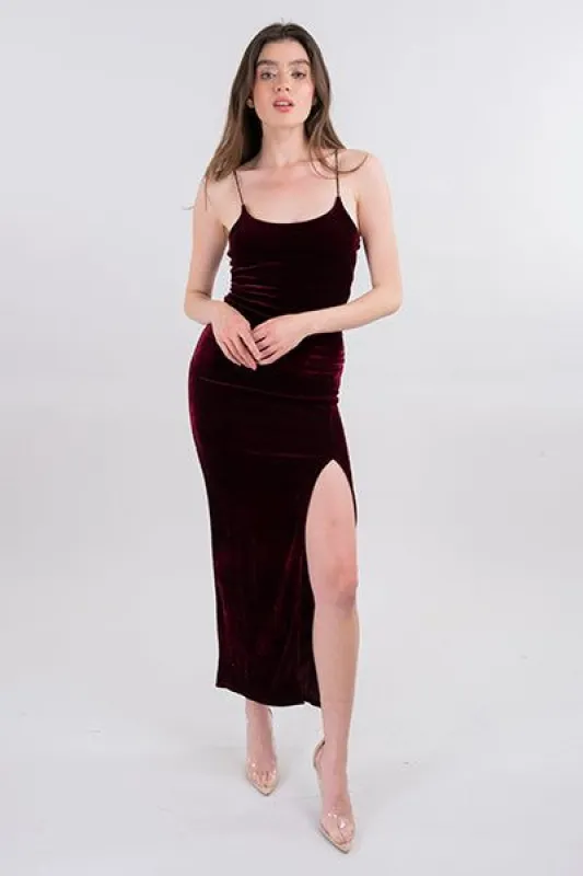 Vestido Maxi Velvet Abertura sold by Shasa