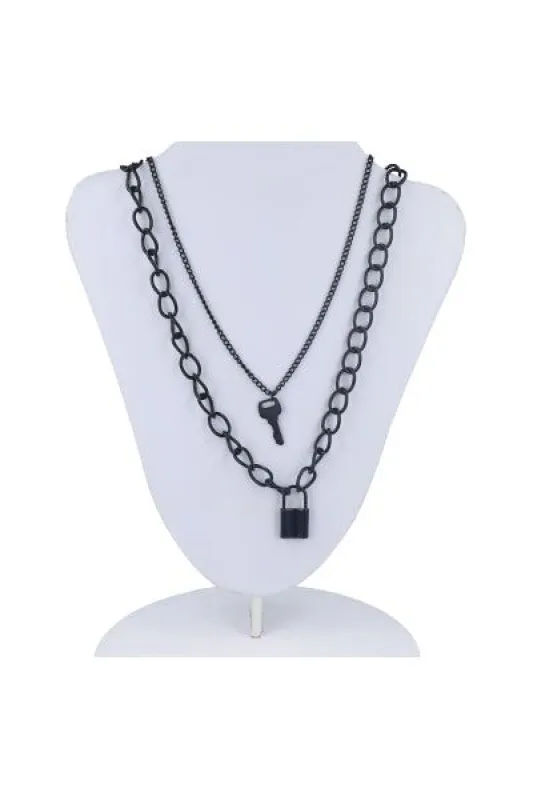 Set 2 Collares Candado Llave sold by Shasa