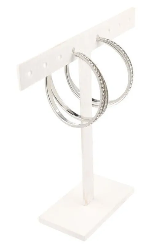 Arracadas 2 lineas brillos sold by Shasa