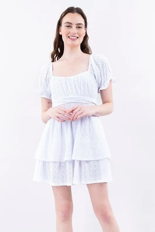 Vestido mini olanes eyelets sold by Shasa