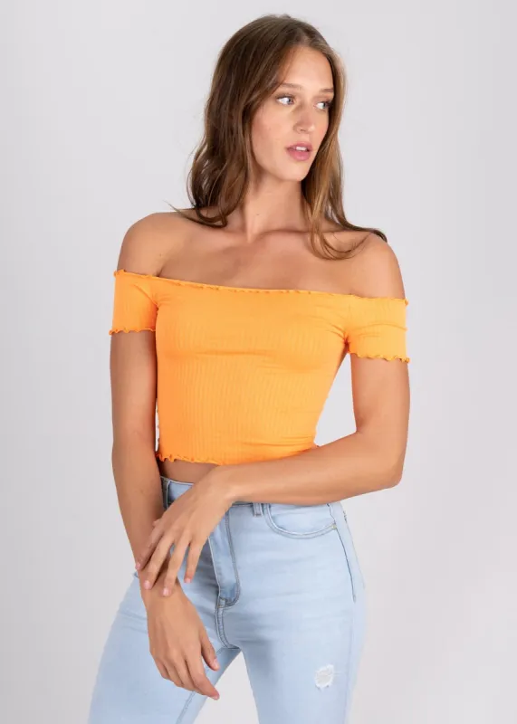 Top acanalado hombros descubiertos sold by Shasa