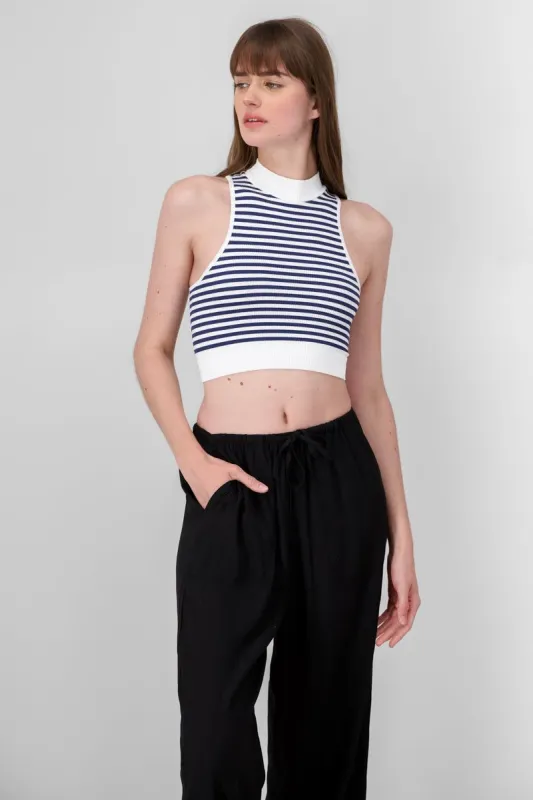 Top Corto Rayas Cuello Alto sold by Shasa