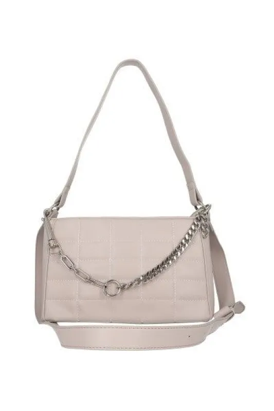 Bolsa midi capitonada cadena sold by Shasa