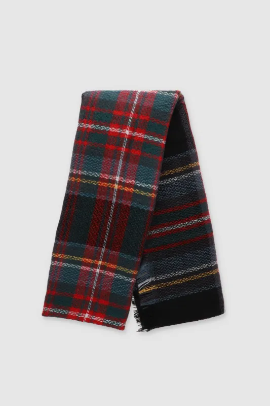 Bufanda sold by Shasa