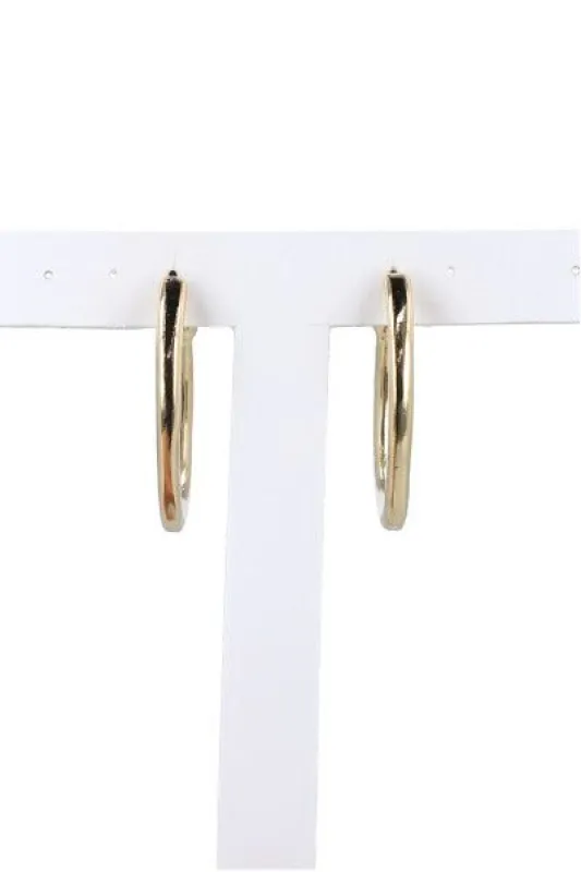 Arracadas metálicas ovalo sold by Shasa