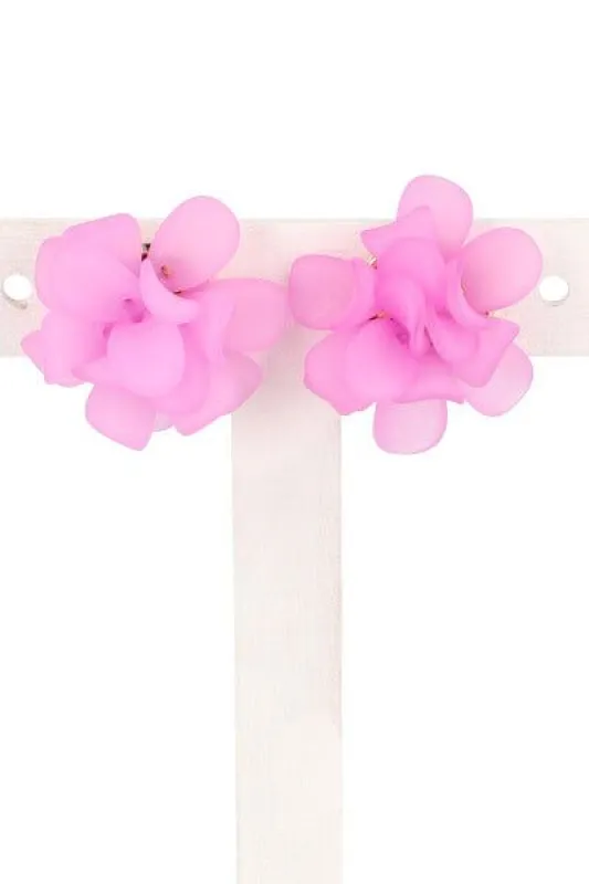 Aretes studs pétalos sold by Shasa