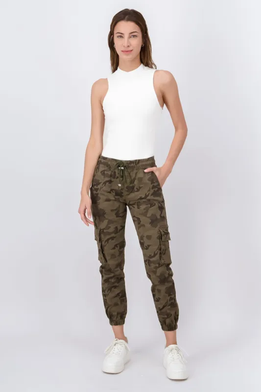 Jogger cargo camuflaje sold by Shasa