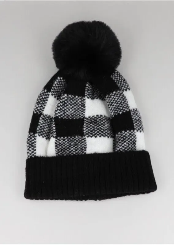 Gorro cuadros pompon sold by Shasa