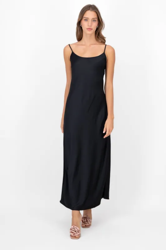 Vestido Maxi Satin sold by Shasa