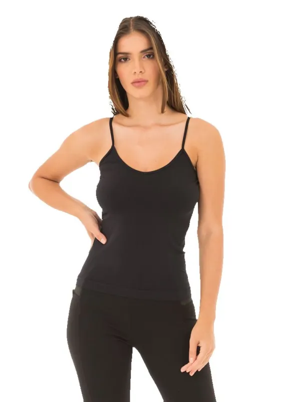 Blusa lisa tirantes ajustada sold by Shasa