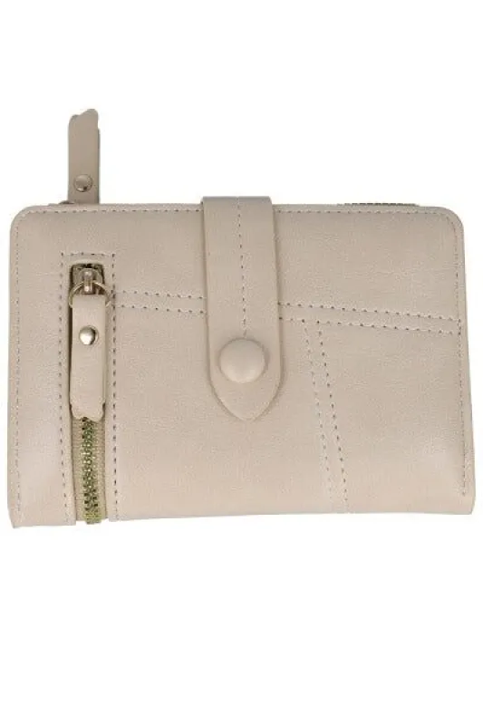 Cartera sobre efecto piel sold by Shasa