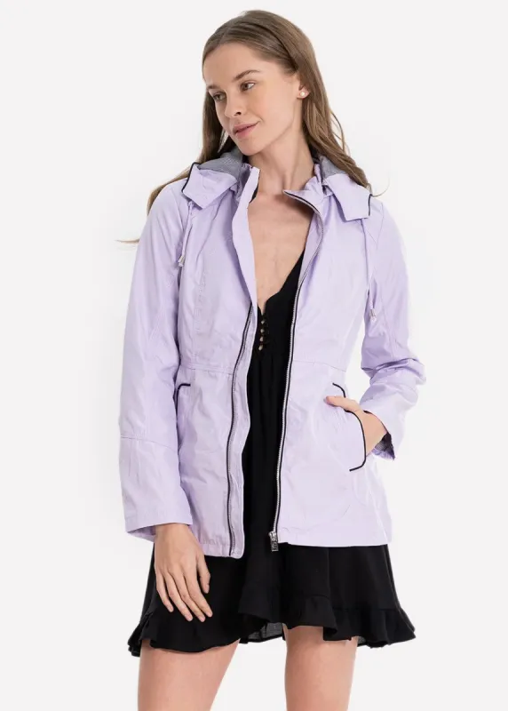 Parka con gorro sold by Shasa