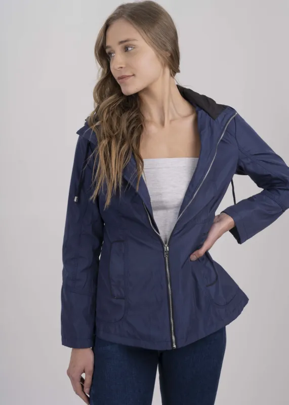 Parka con gorro sold by Shasa
