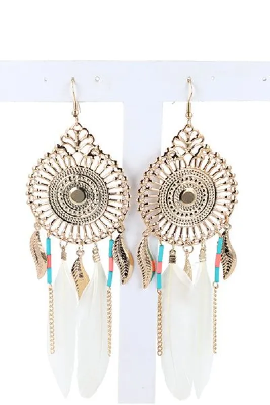 Aretes atrapasueños plumas sold by Shasa