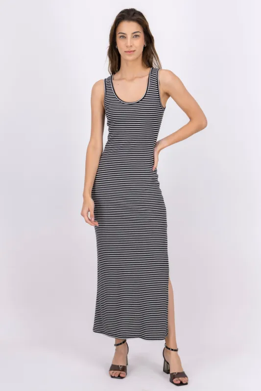 Vestido maxi estampado lĂneas sold by Shasa