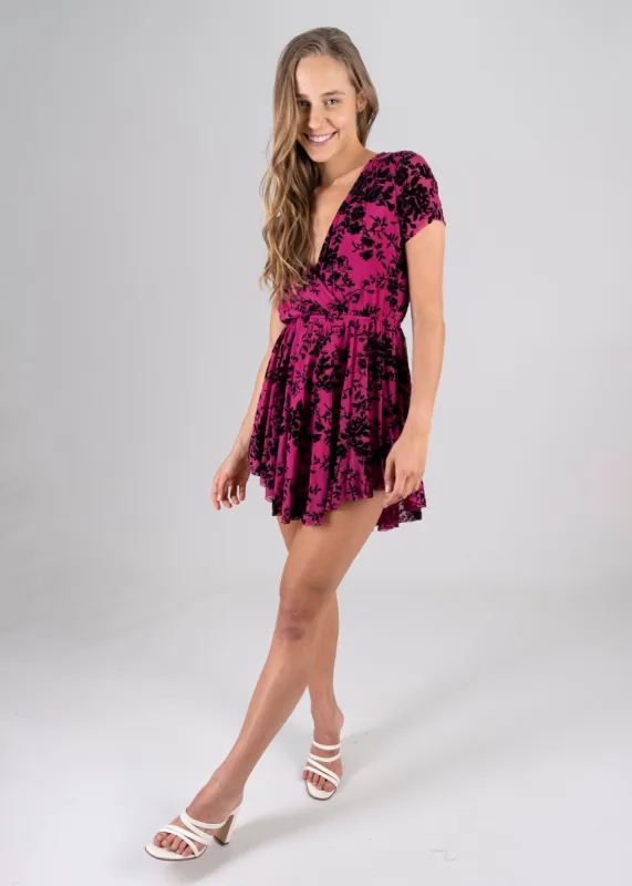 Vestido mini mesh flores flock sold by Shasa