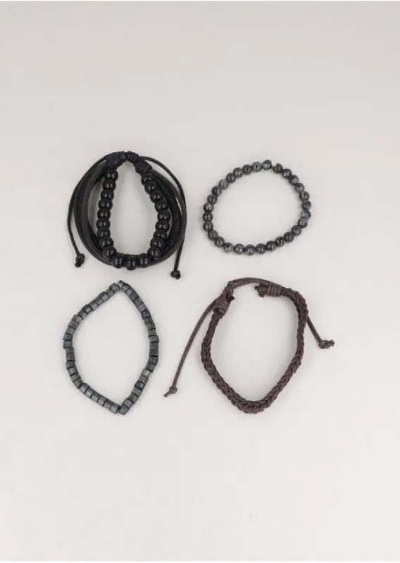 Set 4 pulseras materiales mixto sold by Shasa